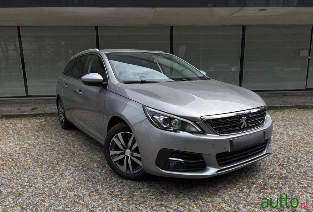 2018' Peugeot 308 Sw photo #3