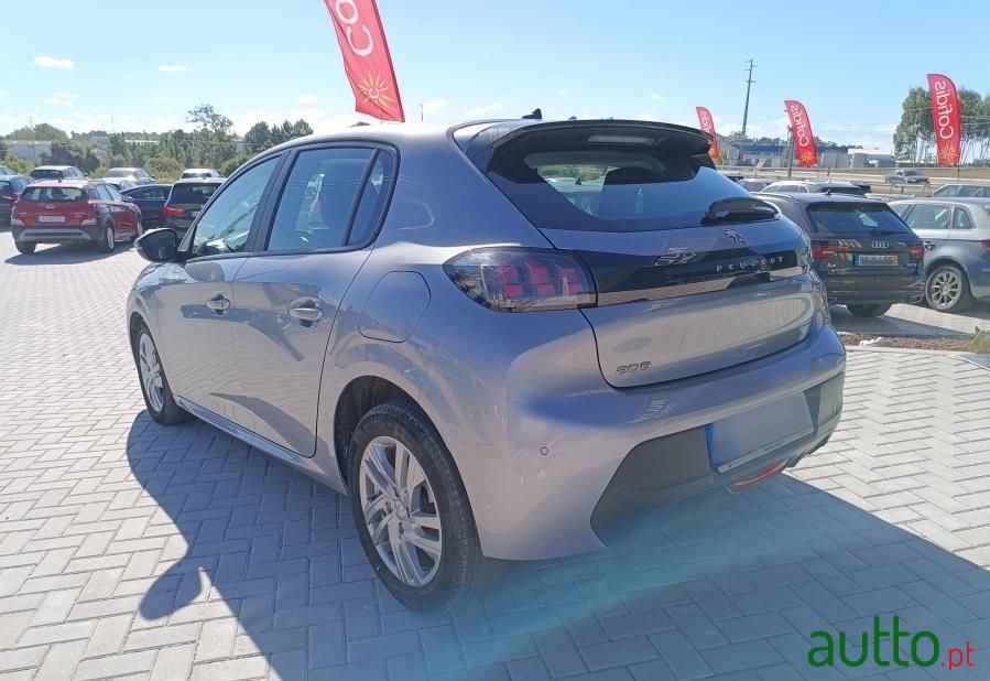 2020' Peugeot 208 photo #2