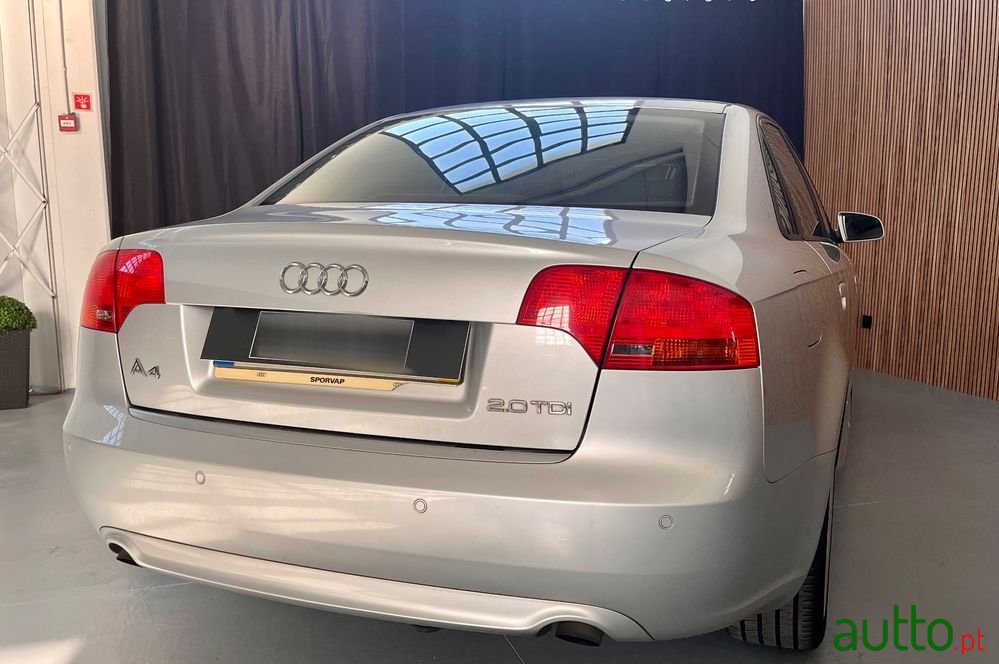 2007' Audi A4 2.0 Tdi S-Line photo #4