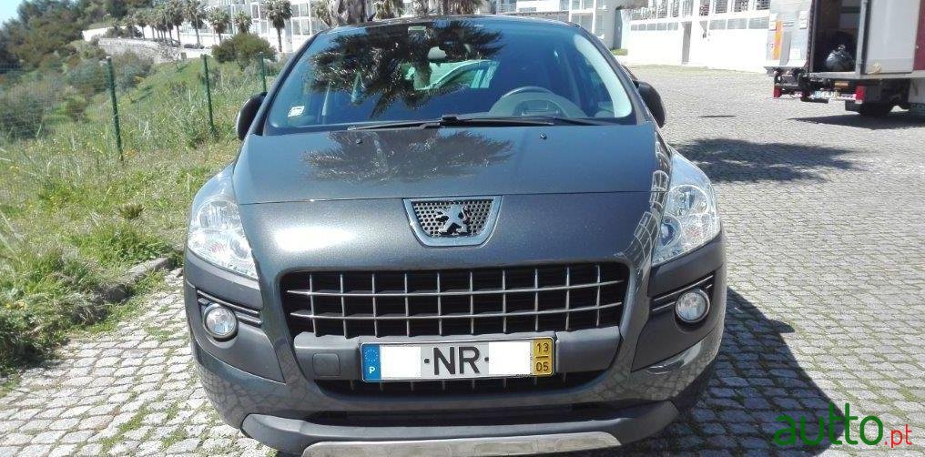 2013' Peugeot 3008 photo #2