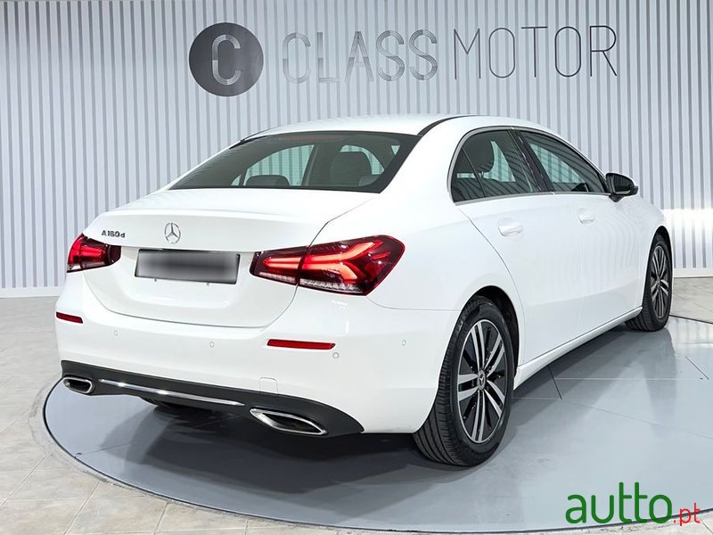 2020' Mercedes-Benz Classe A D Style Plus photo #5
