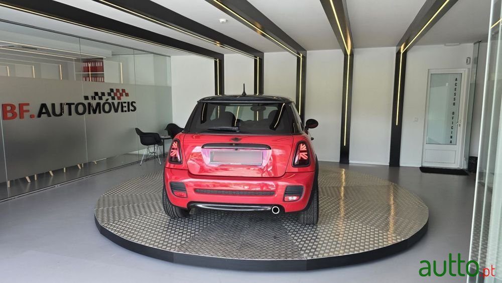 2011' MINI 3 Portas Cooper D photo #5