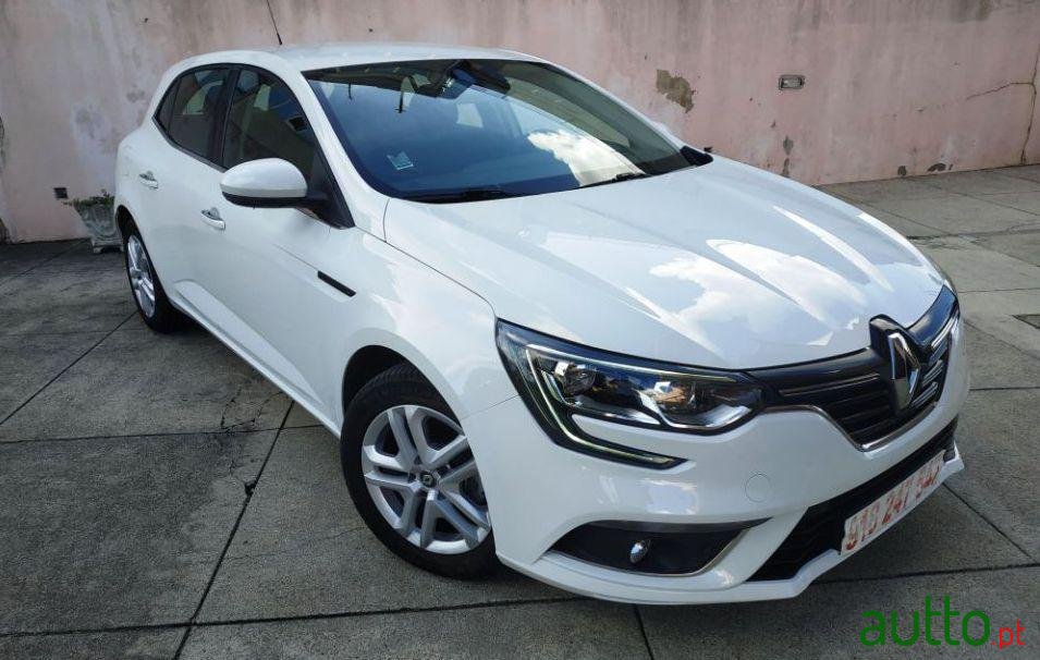 2017' Renault Megane photo #1