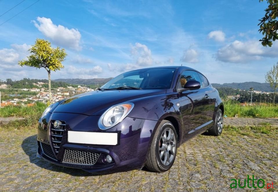 2012' Alfa Romeo MiTo photo #1