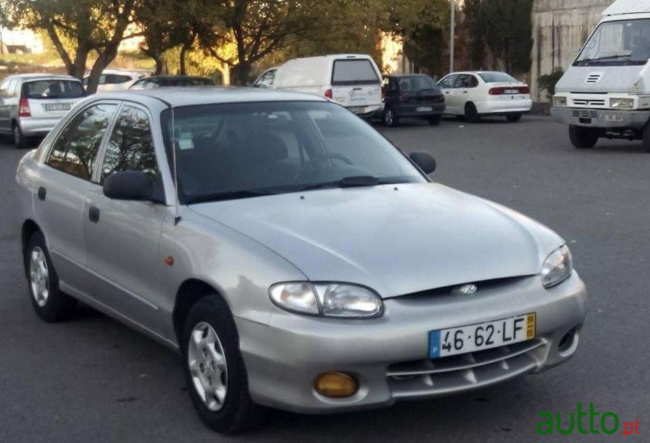 1998' Hyundai Accent 1.3 Gls photo #2
