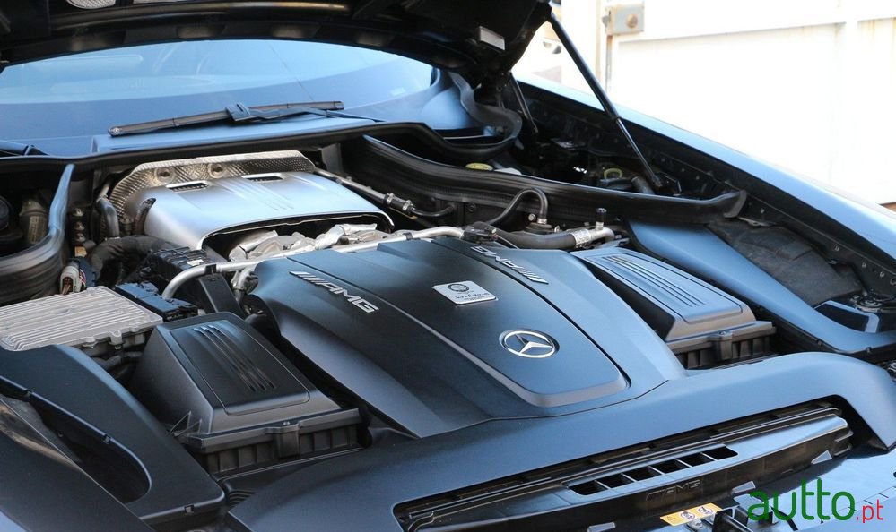 2016' Mercedes-Benz AMG GT photo #6