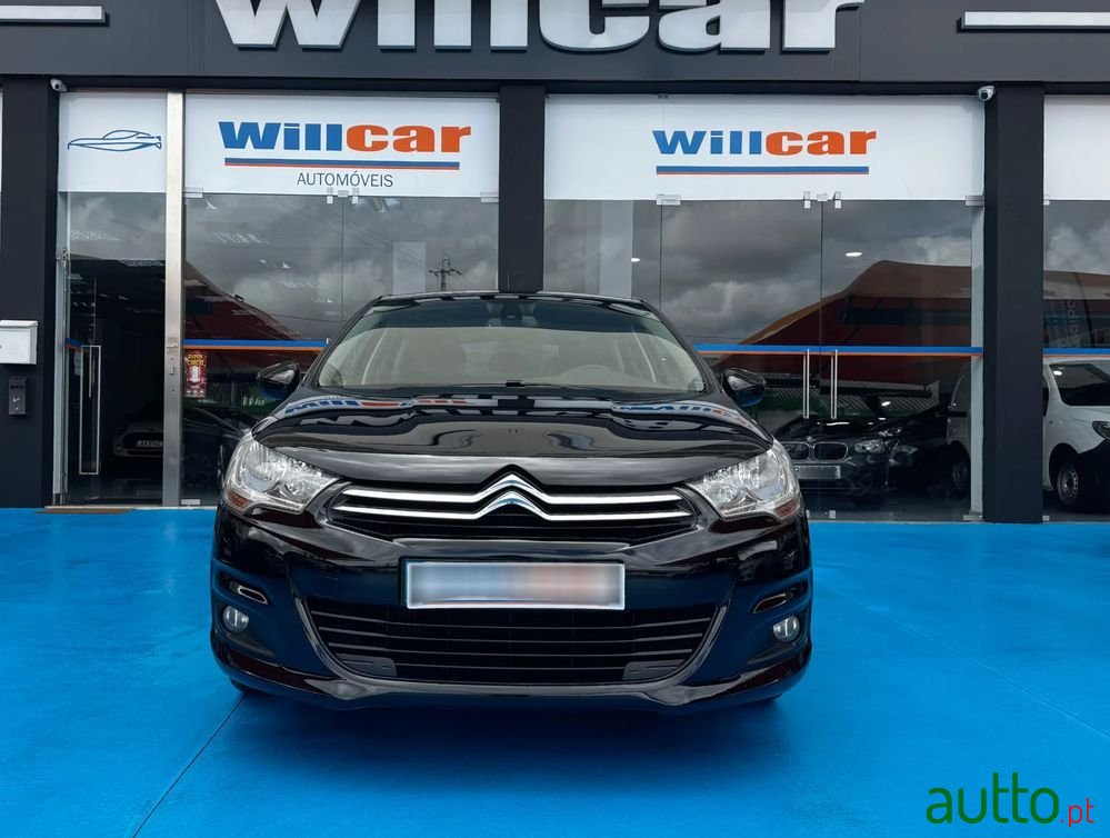 2014' Citroen C4 photo #2