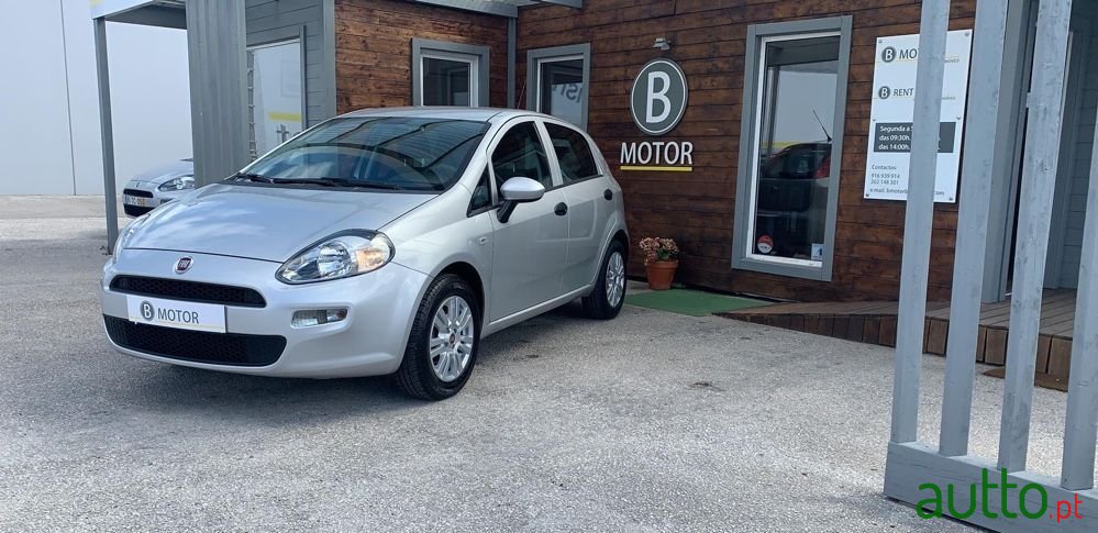 2017' Fiat Punto photo #2