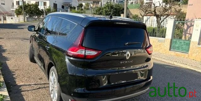 2018' Renault Grand Scenic photo #3