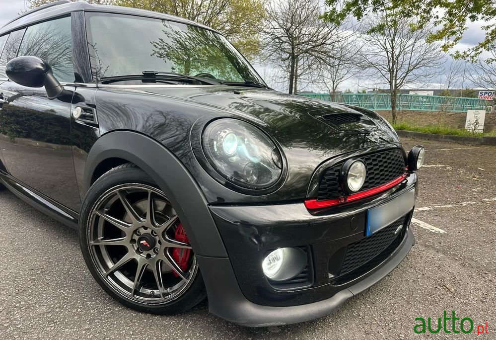2012' MINI Clubman John Cooper Works photo #2