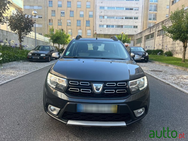 2017' Dacia Sandero photo #1