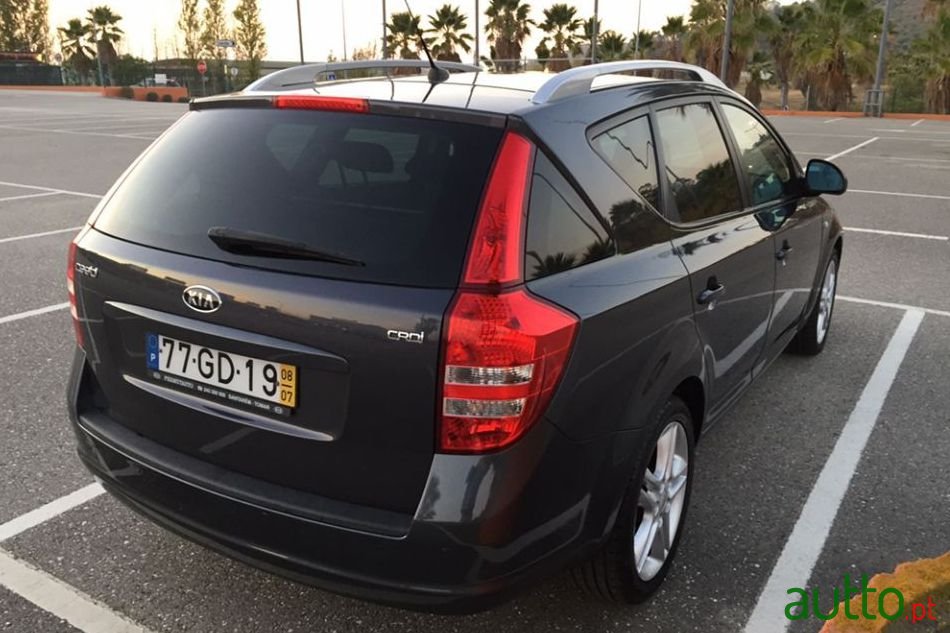 2008' Kia Ceed Sw photo #4