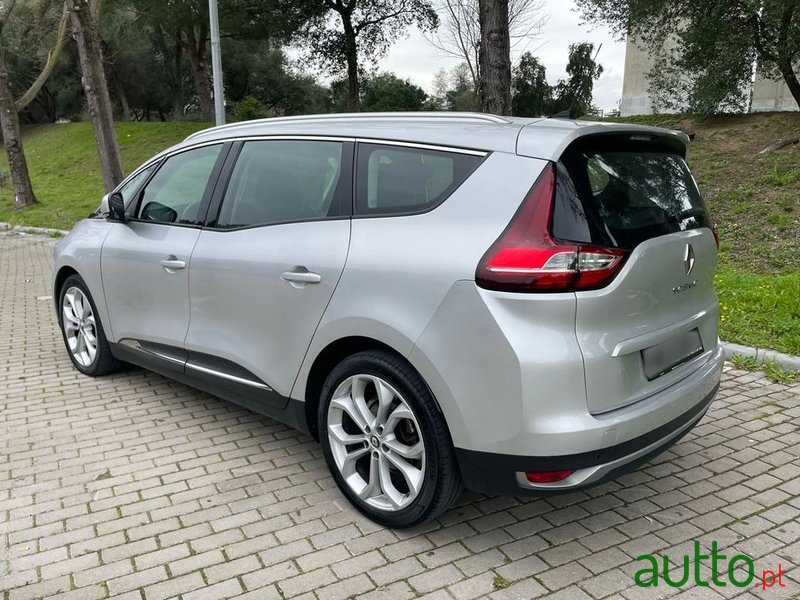 2018' Renault Grand Scenic photo #3