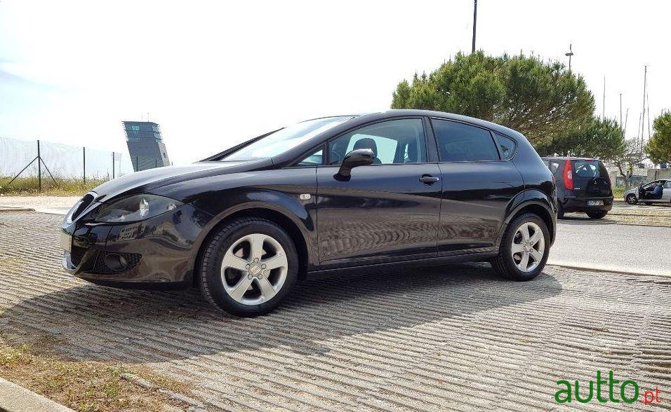 2007' SEAT Leon 1.9 Tdi Sport Up photo #1