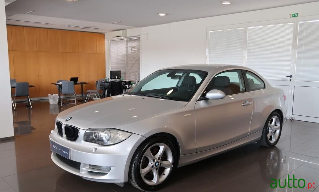 2007' BMW 123 photo #1