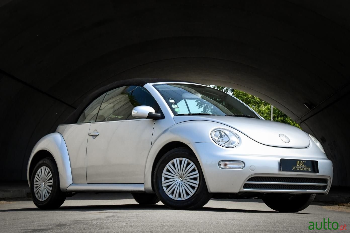 2004' Volkswagen photo #1