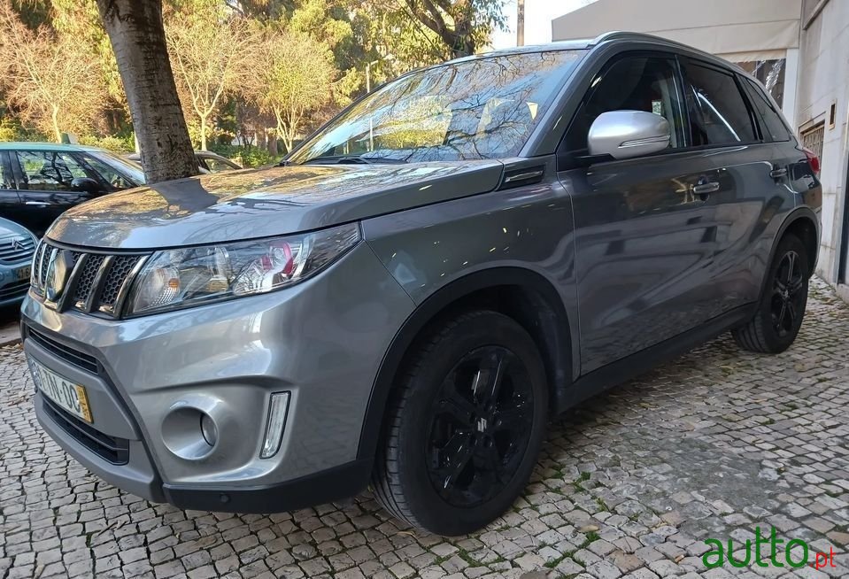 2017' Suzuki Vitara photo #4