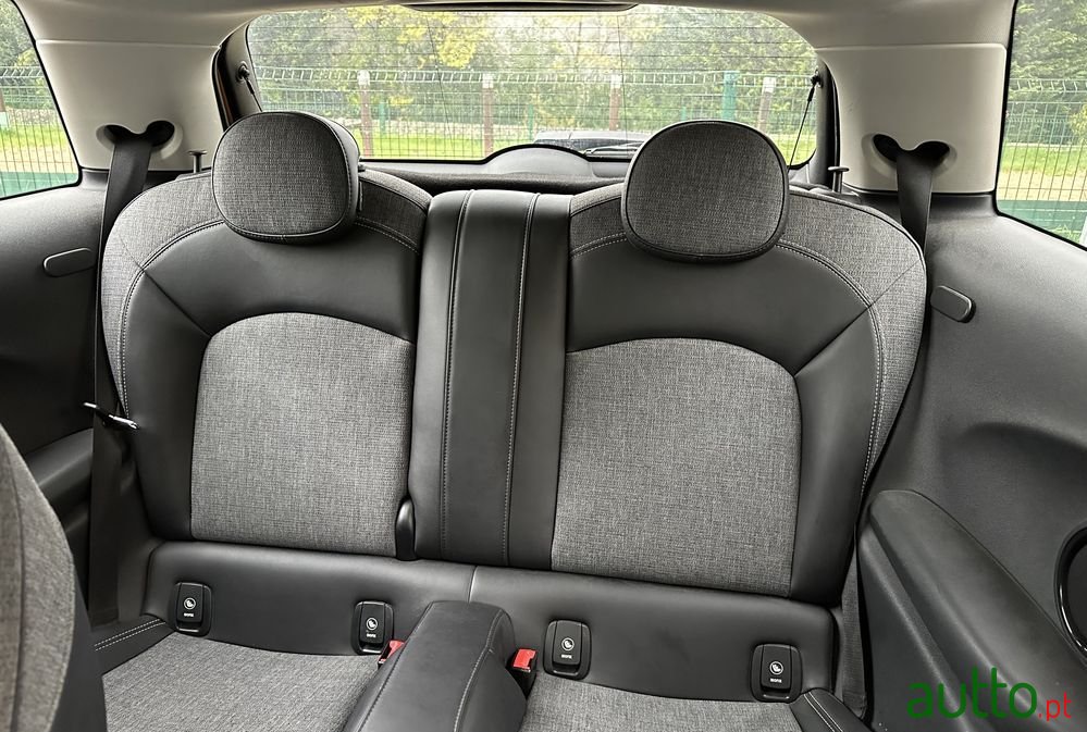 2017' MINI 3 Portas photo #6