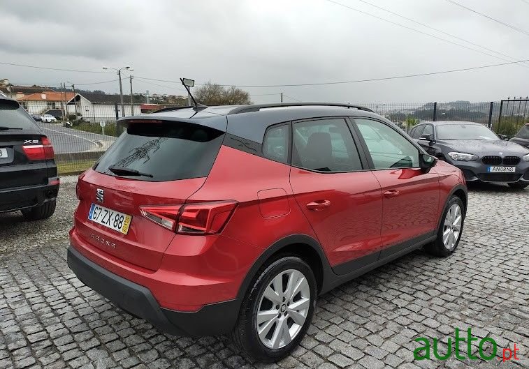 2020' SEAT Arona photo #6
