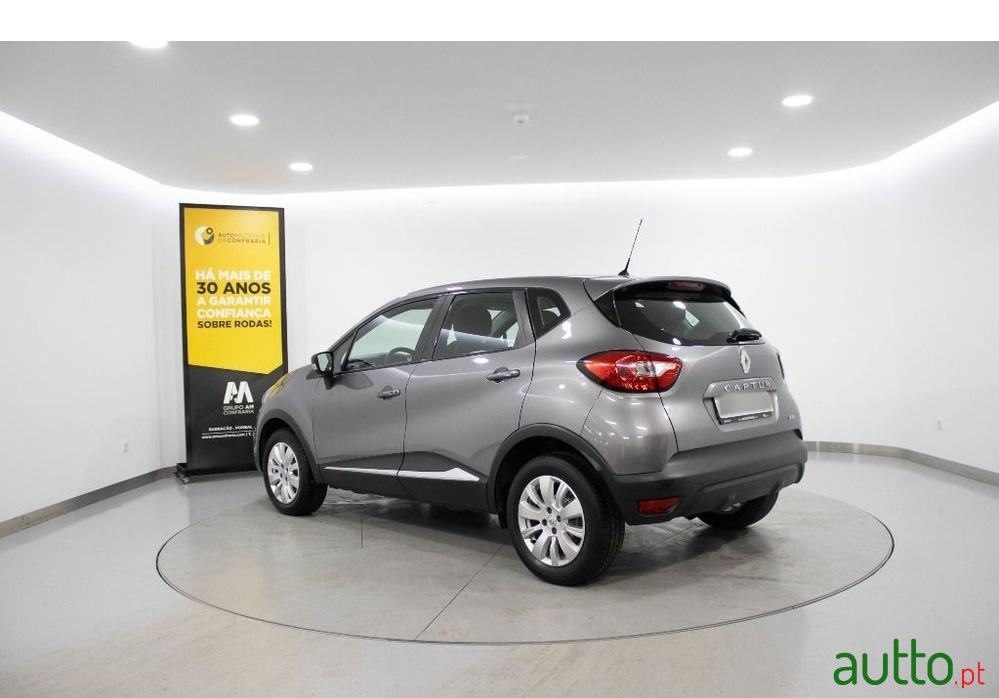 2017' Renault Captur 1.5 Dci Sport photo #4