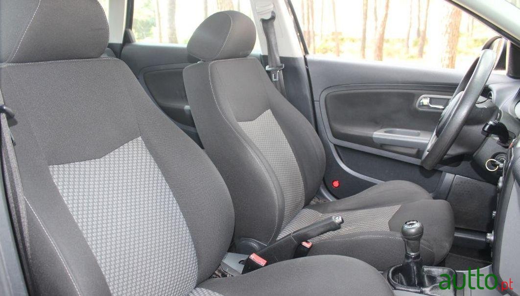 2008' SEAT Ibiza photo #4