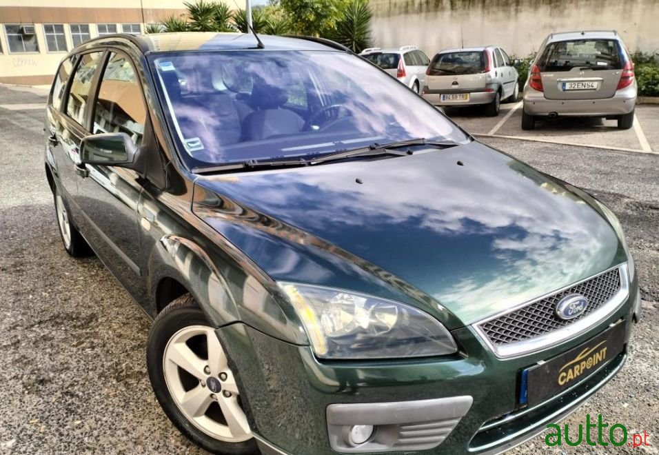 2007' Ford Focus Sw photo #2