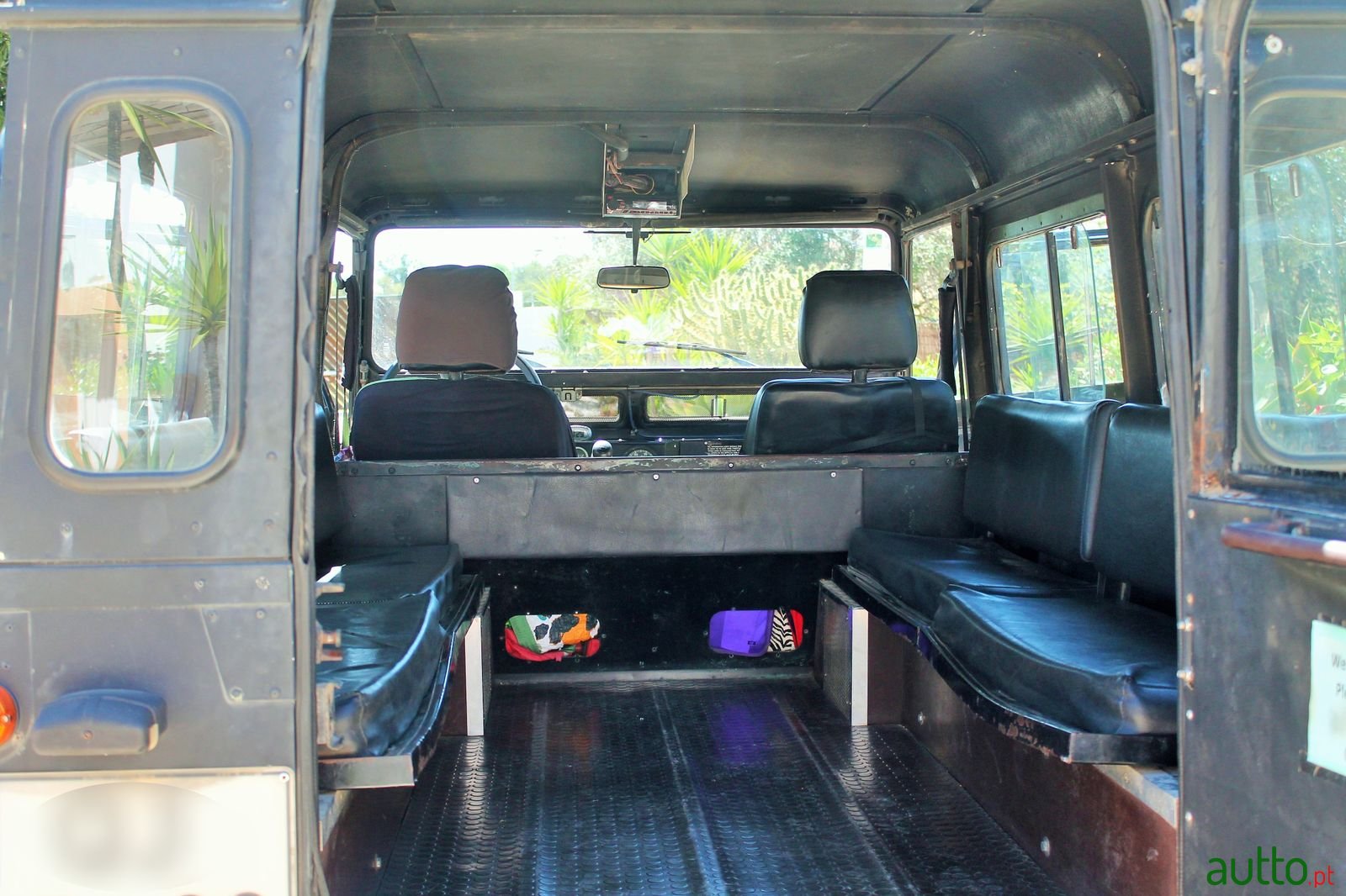 1988' Land Rover Defender 110 photo #5