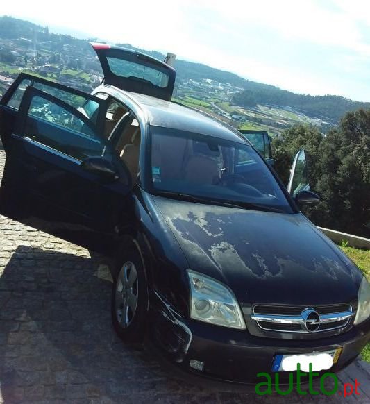 2004' Opel Vectra Caravan photo #5