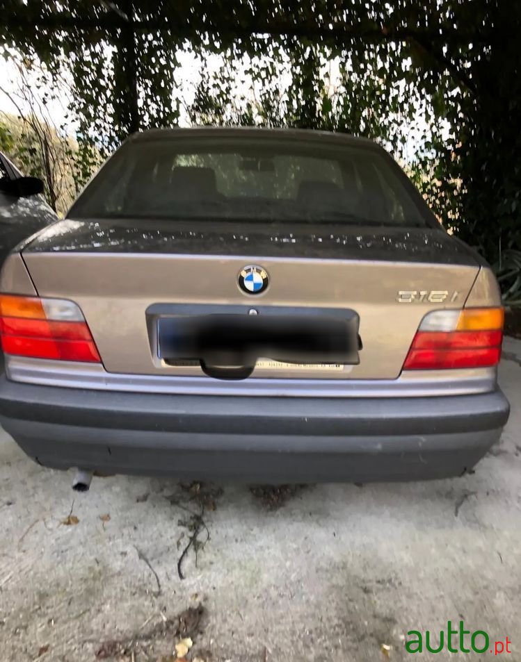 1993' BMW Série 3 I Touring photo #2
