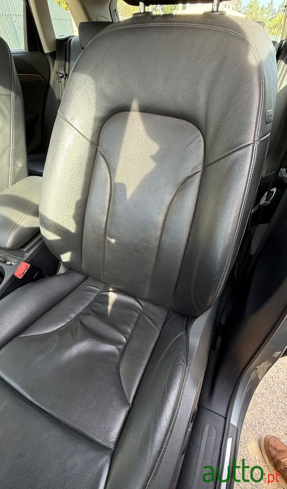 2010' Audi Q5 photo #4