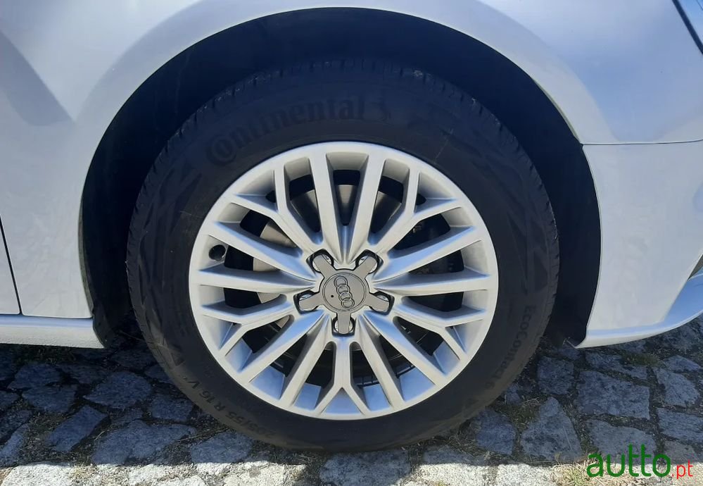 2016' Audi A3 Sportback photo #3