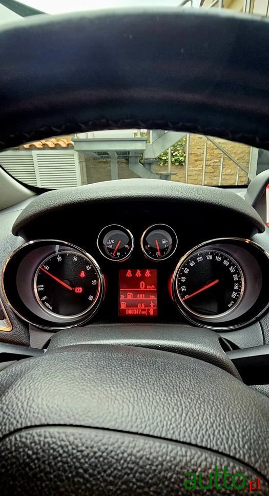 2013' Opel Mokka photo #6