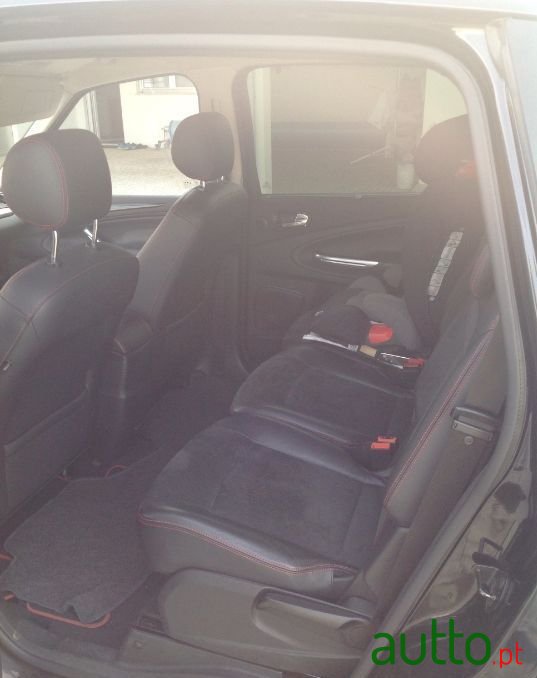 2008' Ford S-Max photo #6