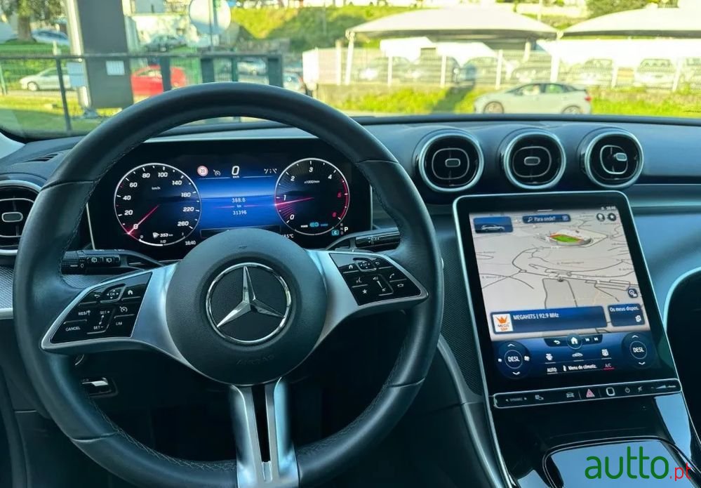 2022' Mercedes-Benz Classe C D Avantgarde photo #3