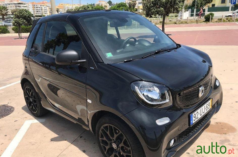 2016' Smart Fortwo Cabrio photo #1
