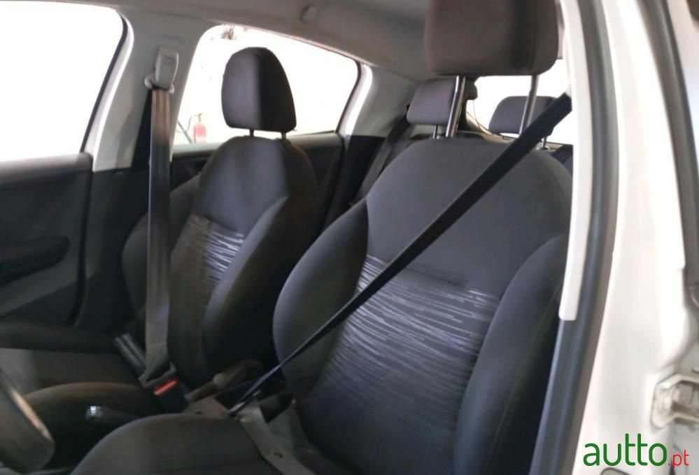 2017' Peugeot 208 photo #4