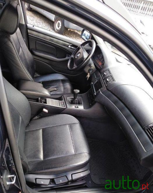 2004' BMW 320 D Touring photo #2