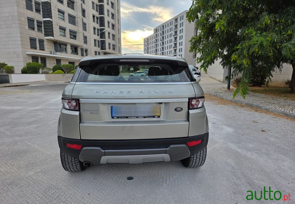 2012' Land Rover Range Rover Evoque photo #4