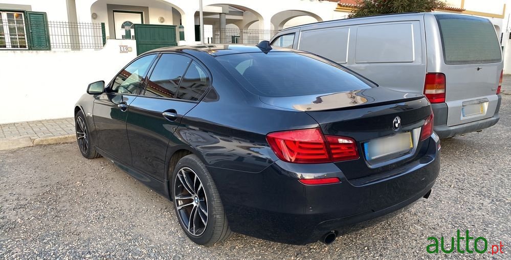 2010' BMW 535 D Auto photo #3