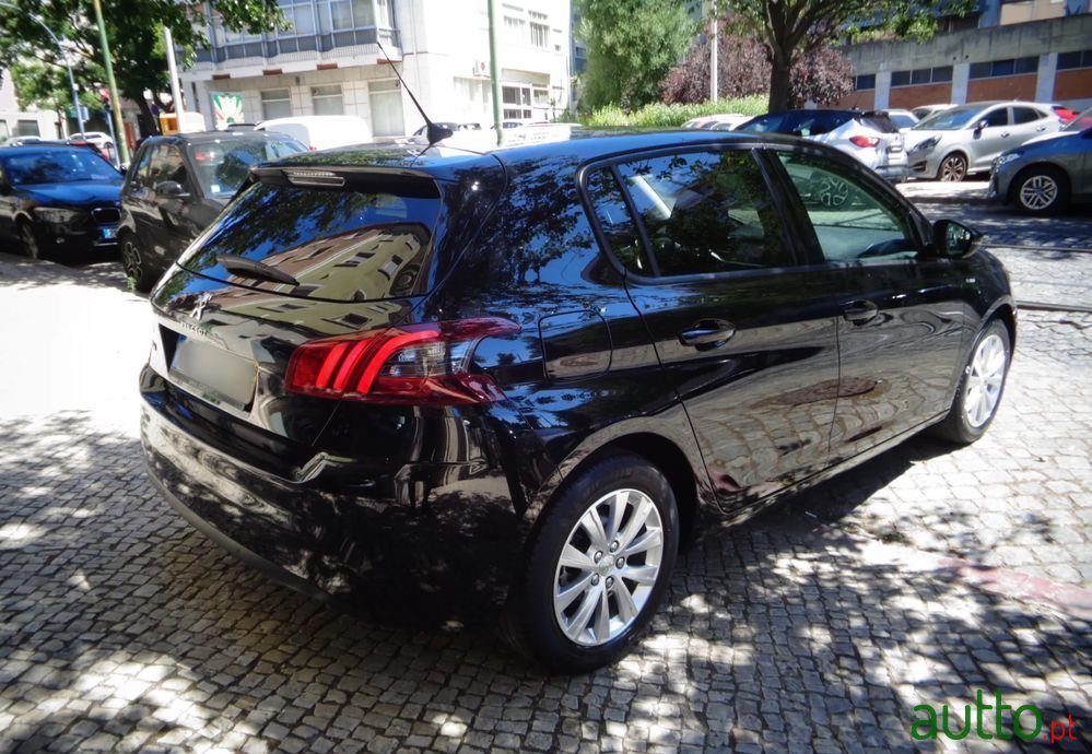 2019' Peugeot 308 photo #5