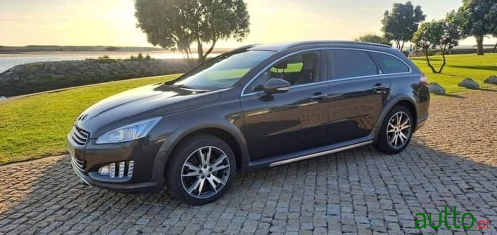 2013' Peugeot 508 RXH photo #1