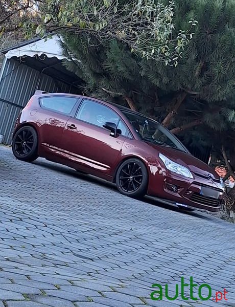 2009' Citroen C4 photo #2