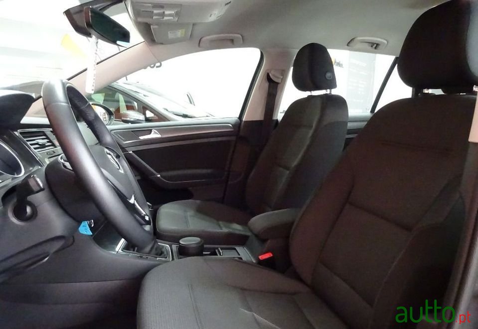 2019' Volkswagen Golf Variant photo #4