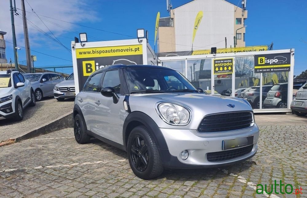 2014' MINI Countryman One D photo #3