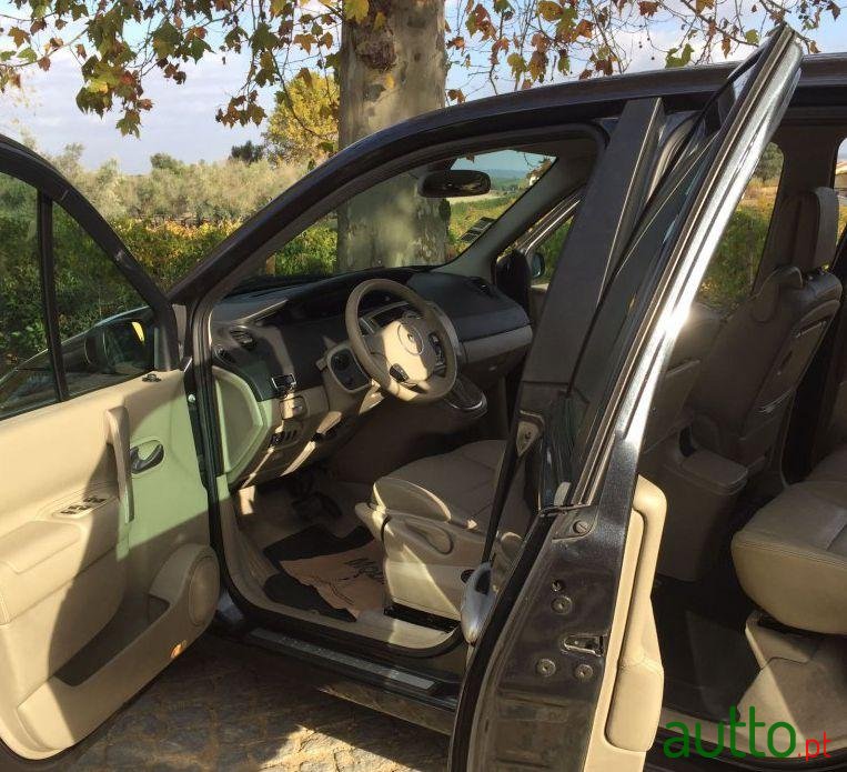 2007' Renault Scenic 2.0 Dci Se Exclusive Auto. photo #1