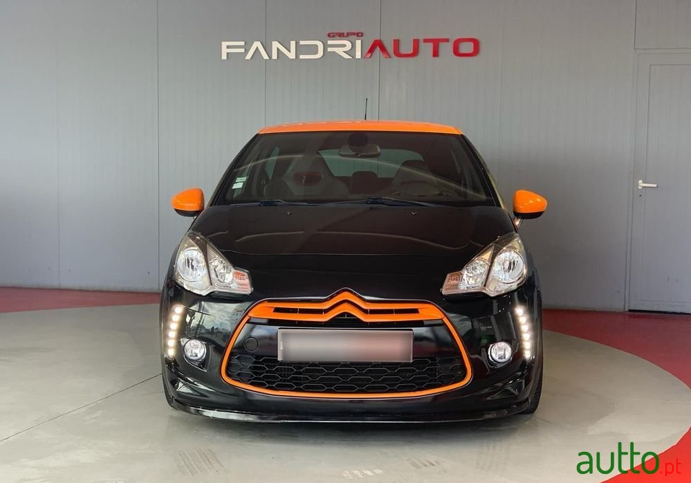 2012' Citroen DS3 1.6 Thp Racing photo #4