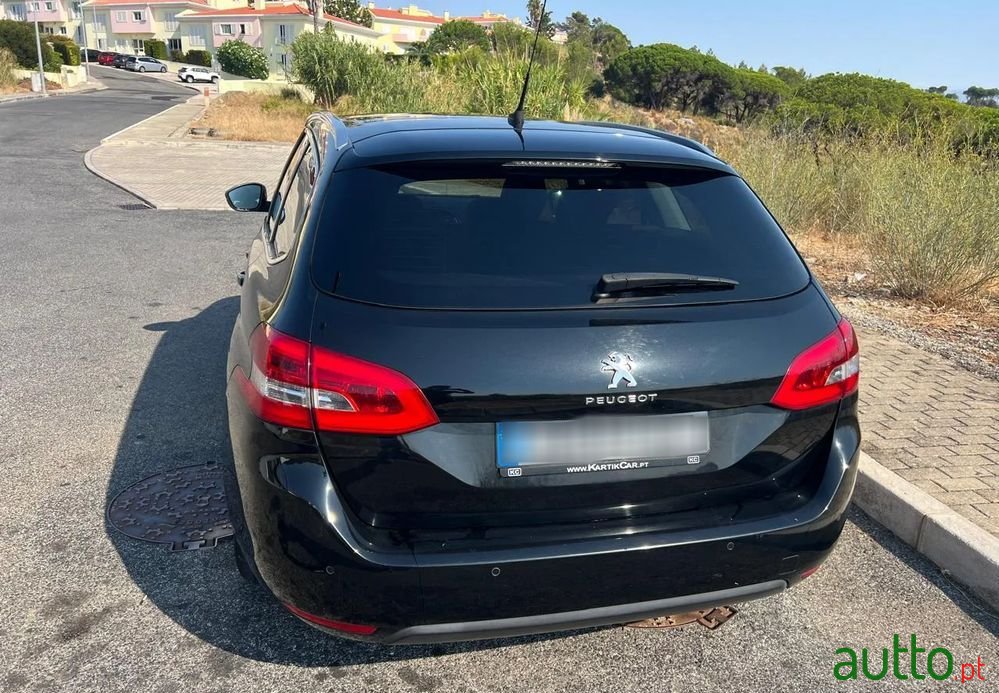 2015' Peugeot 308 Sw photo #2