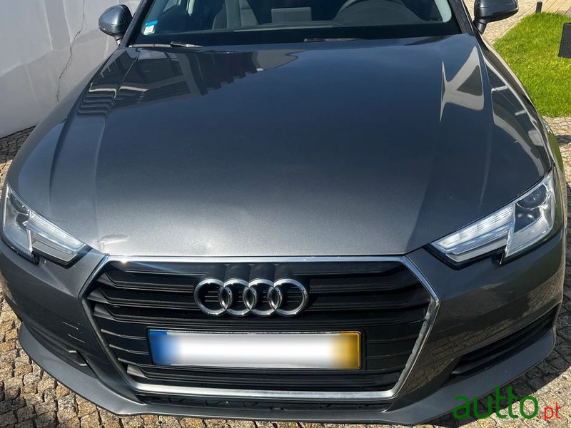 2016' Audi A4 Avant photo #3