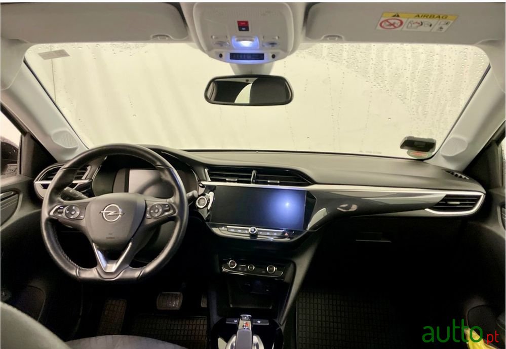 2021' Opel Corsa-e Elegance photo #3