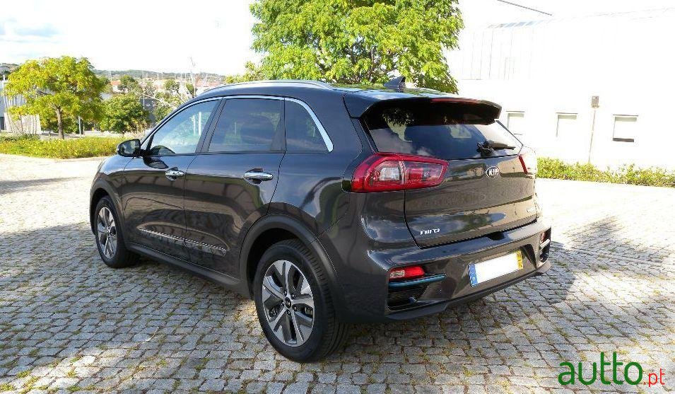 2018' Kia Niro photo #3